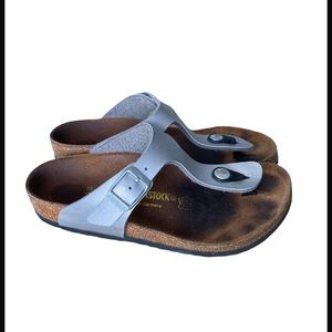 Birkenstock size 33 or 2 US